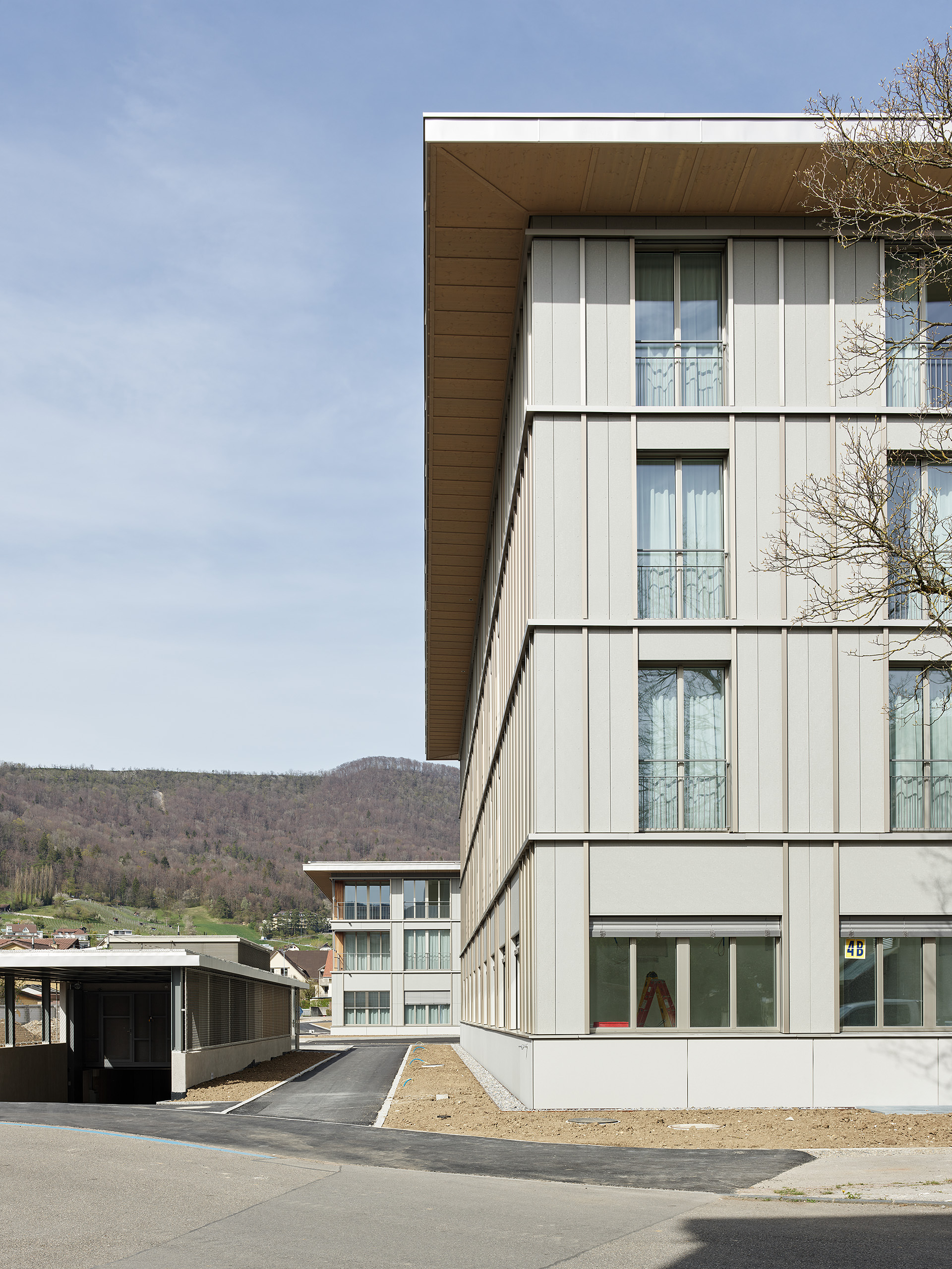 Ahp0068 AIQ4 008604 J2560